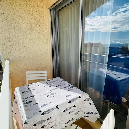 T2+cabine, Clim, Parking Privé, 4 Pers, - Fr-1-81-430 * Le Barcarès