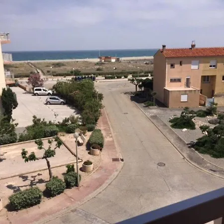 T2 Avec Cabine, Climatisation, Parking, Vue Mer - - Fr-1-81-430 * Le Barcares