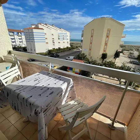 Apartment T2 Avec Cabine, Climatisation, Parking, Vue Mer - - Fr-1-81-430 *