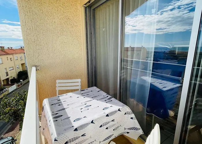 T2+cabine, Clim, Parking Prive, 4 Pers, - Fr-1-81-430 * Le Barcarès